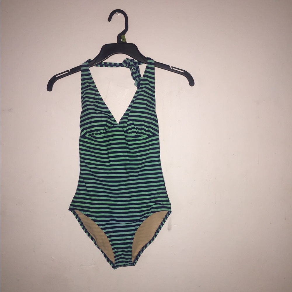 XS one piece swimming suit